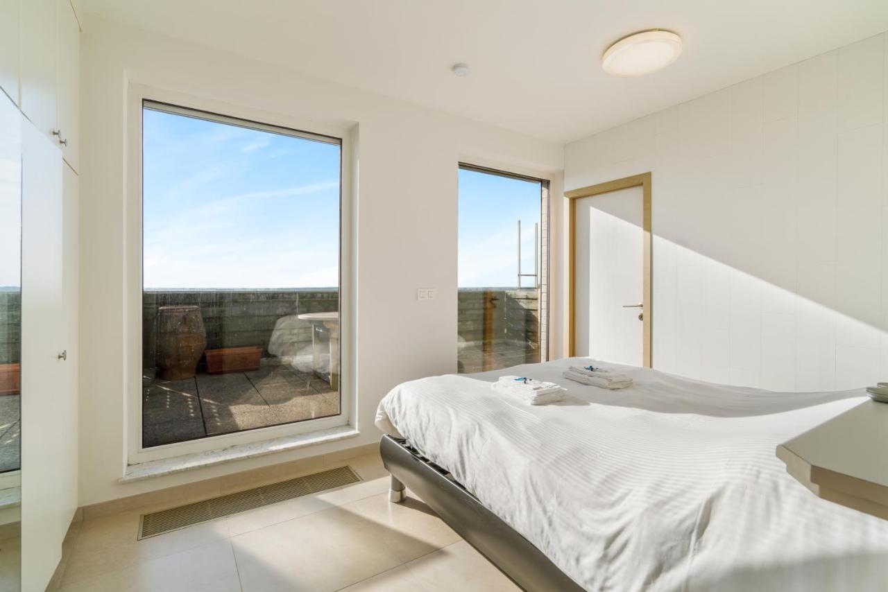 Penthouse App Met Imposant & Eindeloos Zeezicht Apartment Middelkerke Exterior photo